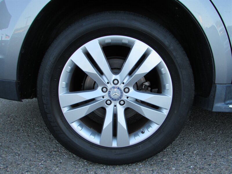 Used 2010 Mercedes-Benz GL 450 4MATIC image 39