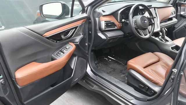 Used 2020 Subaru Outback Touring XT AWD/4WD image 27