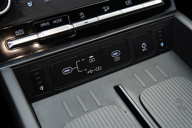 Used 2024 Hyundai Santa Fe Calligraphy image 33