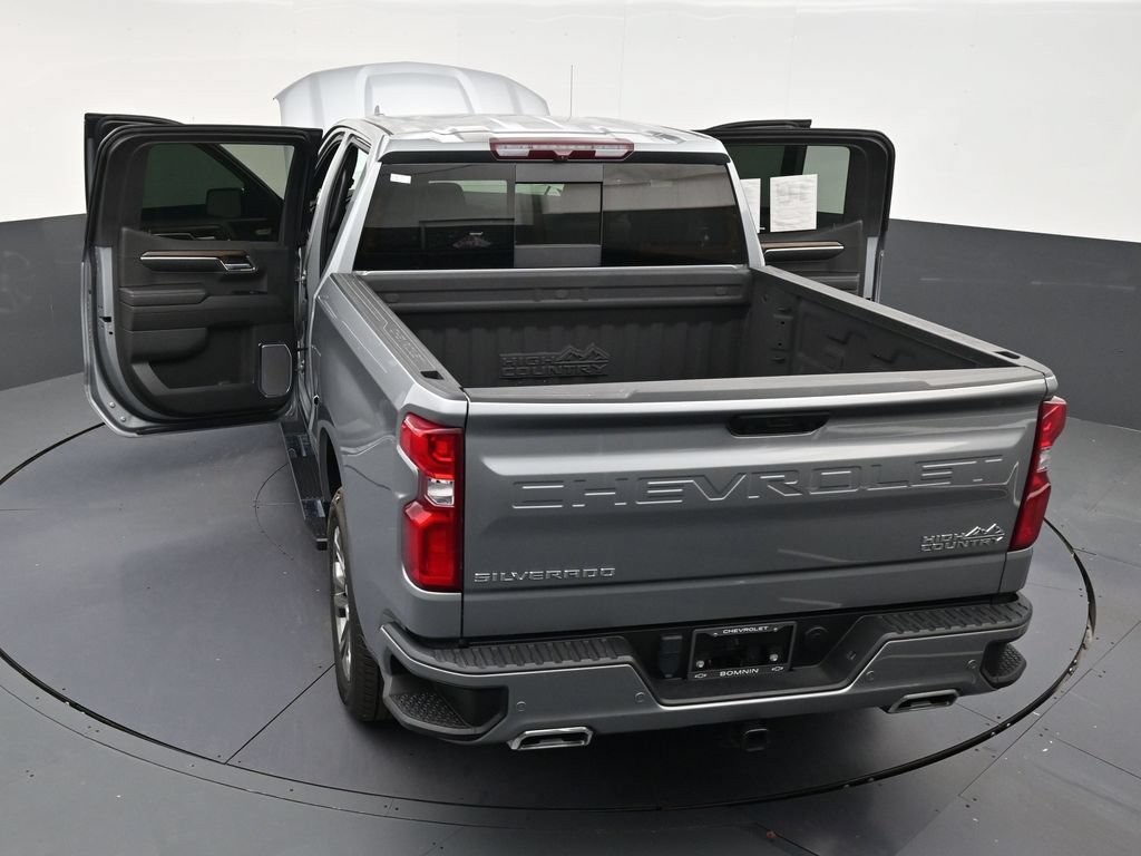 Used 2024 Chevrolet Silverado 1500 High Country RWD image 32