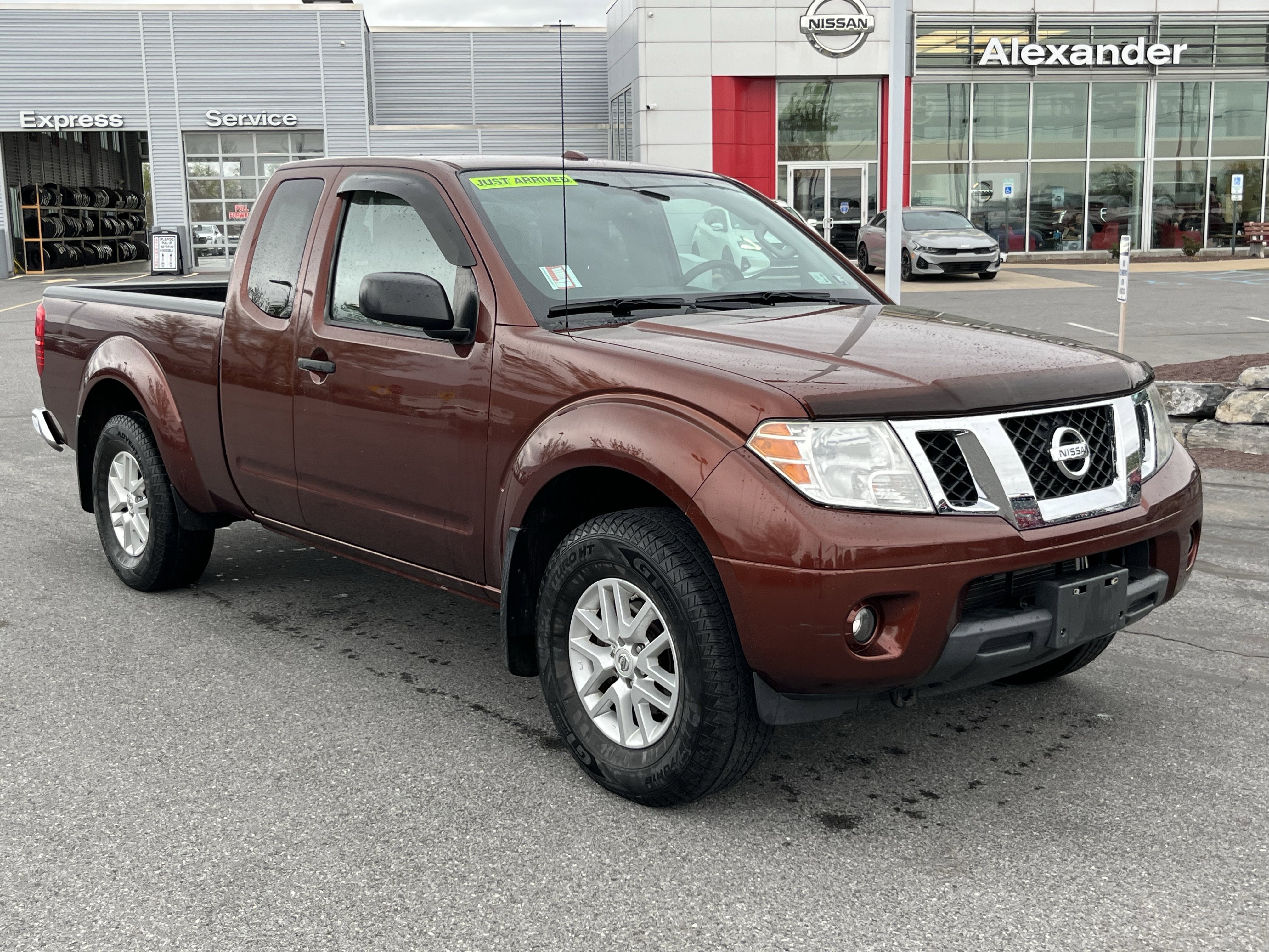 Used 2016 Nissan Frontier SV w/ SV Value Truck Package AWD/4WD image 1