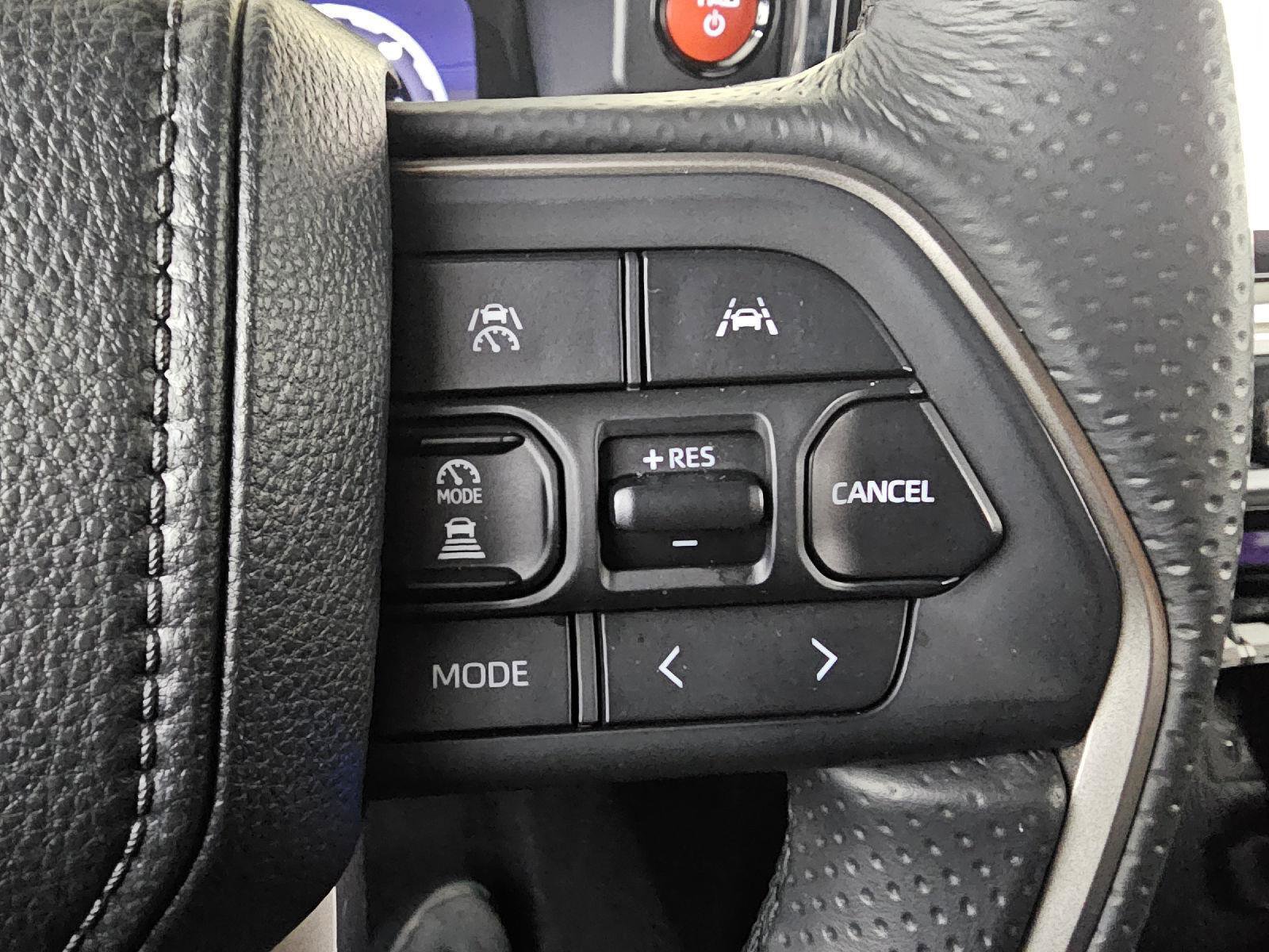 Used 2025 Toyota 4Runner TRD Off-Road Premium image 23