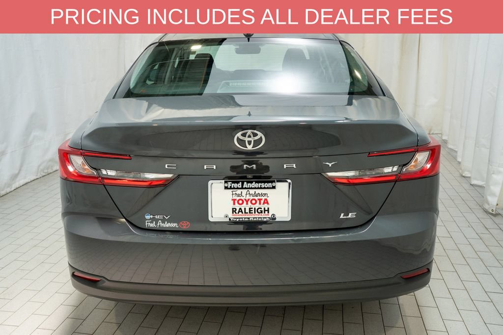 Used 2025 Toyota Camry LE w/ Convenience Package FWD image 4