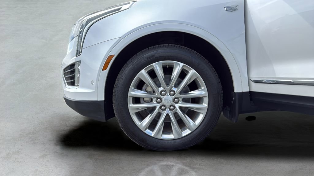 Used 2018 Cadillac XT5 Platinum w/ Driver Assist Package AWD/4WD image 42