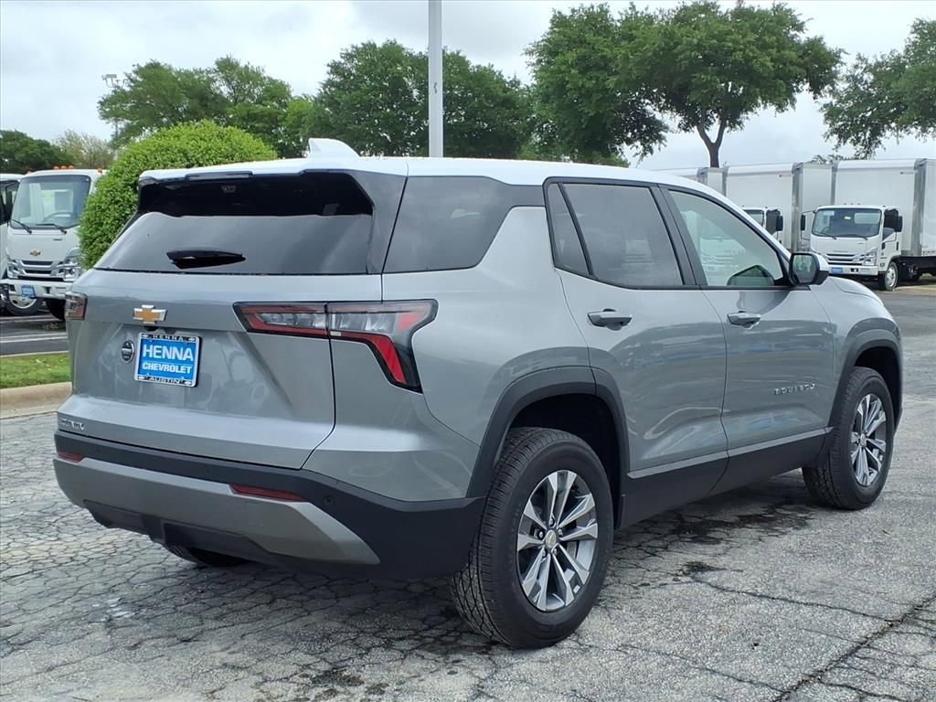 New 2026 Chevrolet Equinox LT w/ Convenience Package II image 3