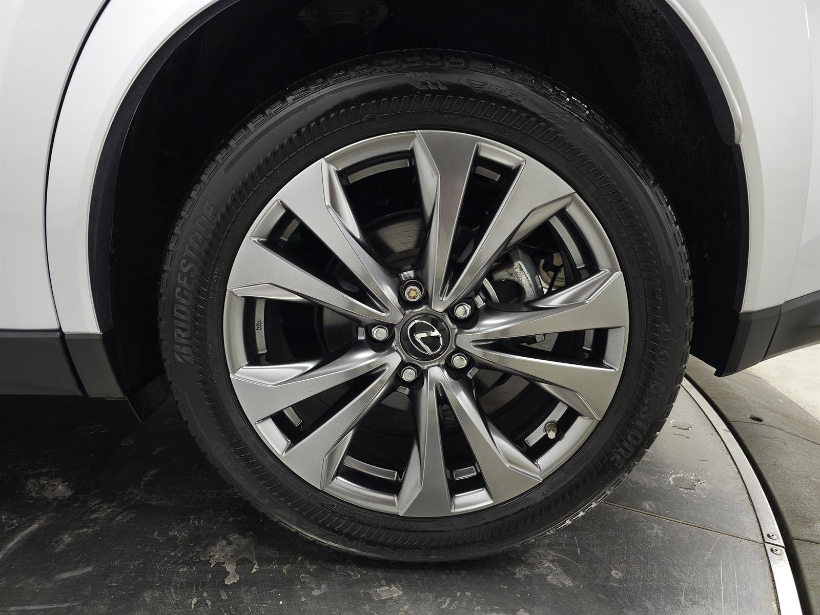 Certified 2023 Lexus UX 250h F Sport w/ Accessory Package (Z2) image 13