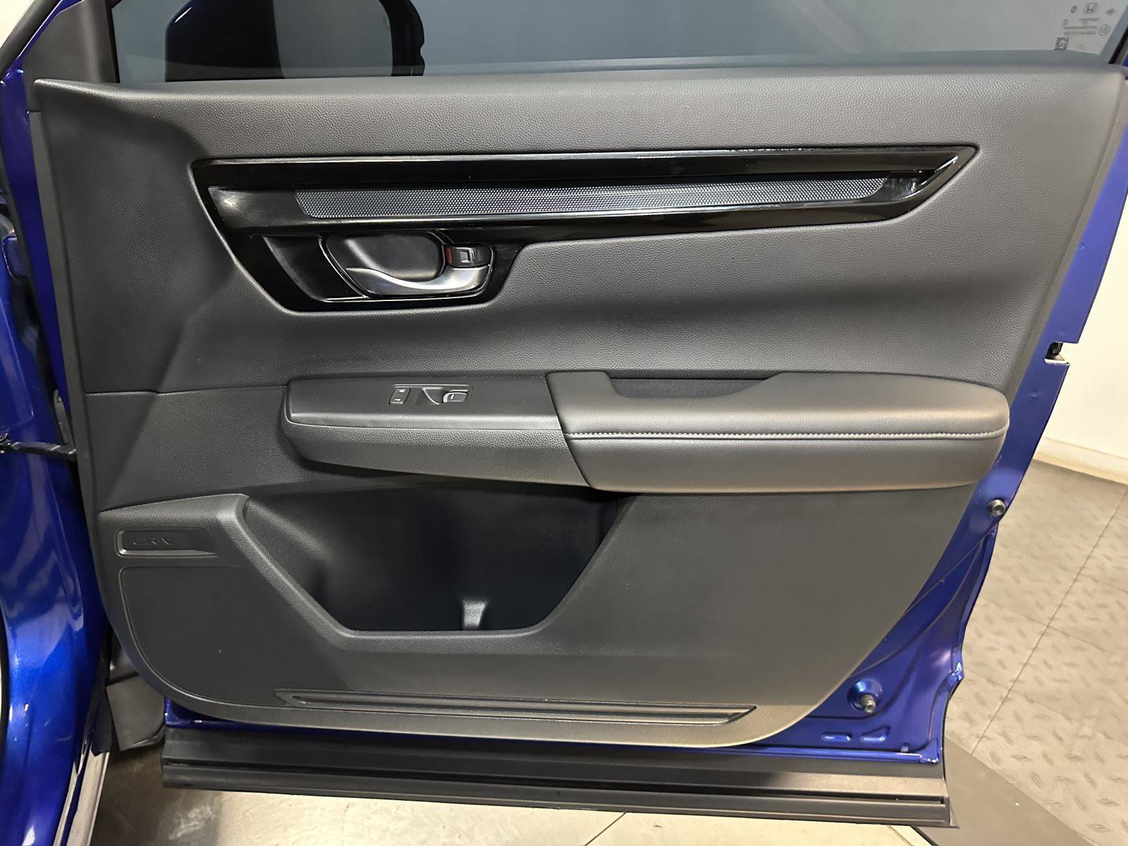 Used 2024 Honda CR-V EX-L image 37