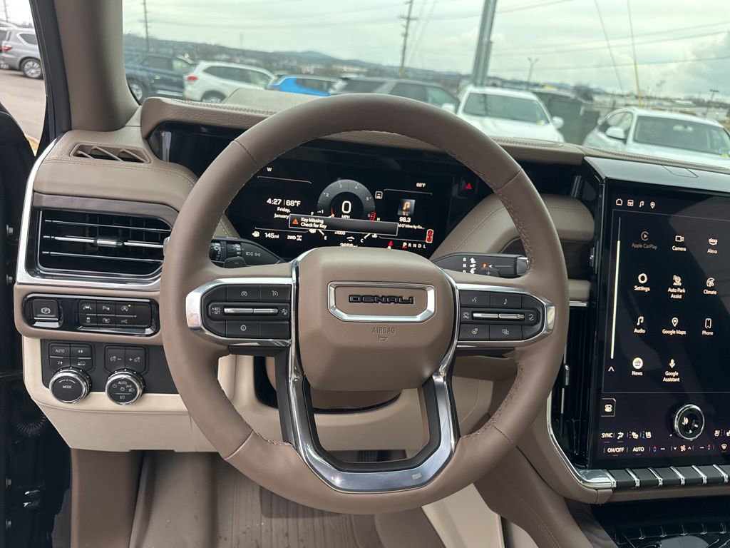 Used 2025 GMC Yukon Denali w/ Sun & Power Step Package image 13