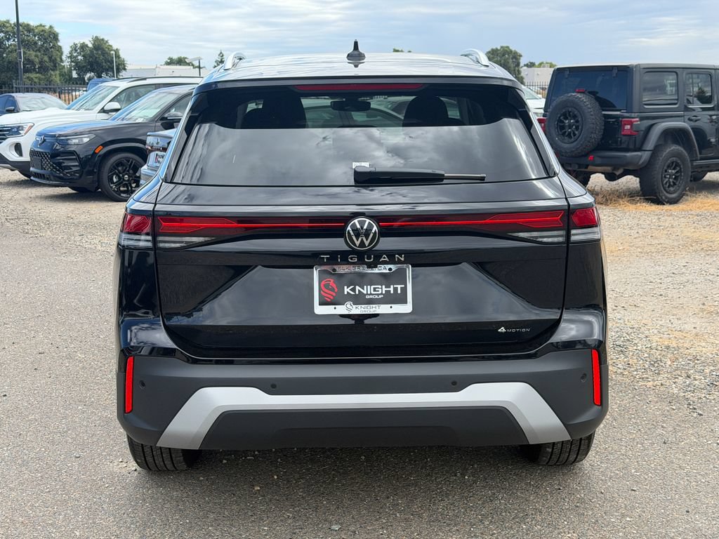New 2026 Volkswagen Tiguan S AWD/4WD image 8