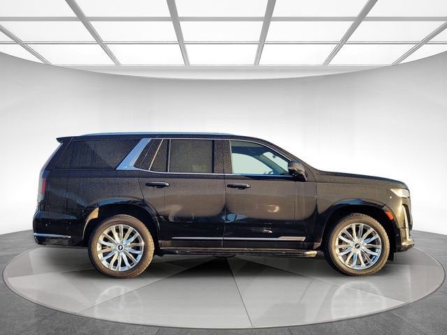 Used 2023 Cadillac Escalade Premium Luxury image 4