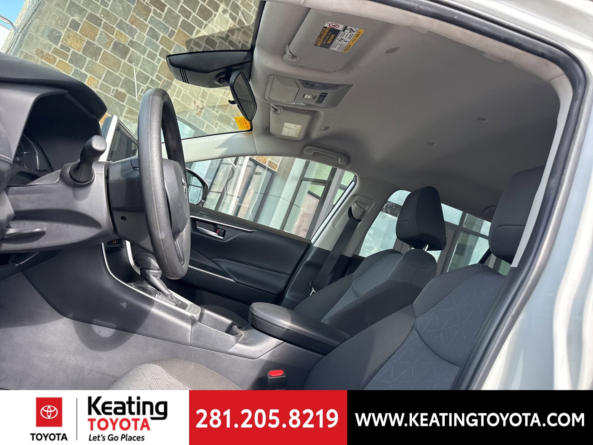 Used 2025 Toyota RAV4 XLE image 15