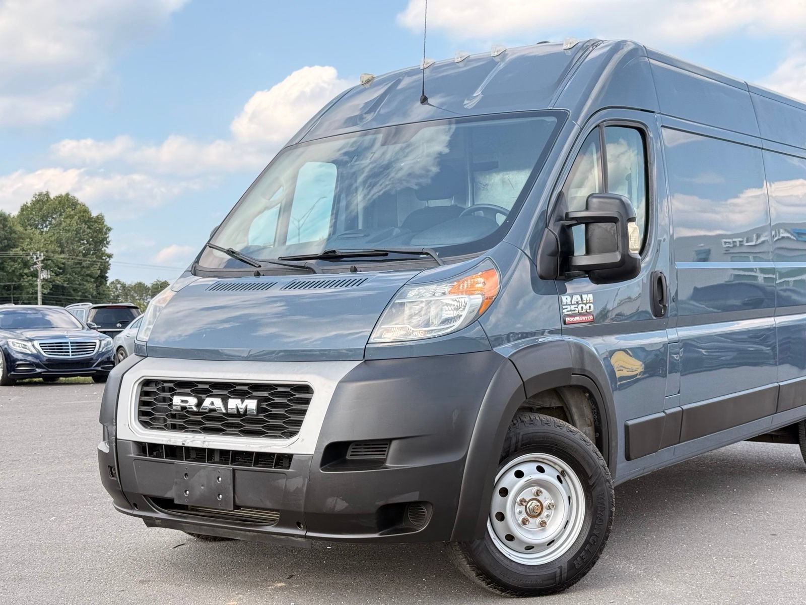 Used 2019 RAM ProMaster 2500 FWD image 2