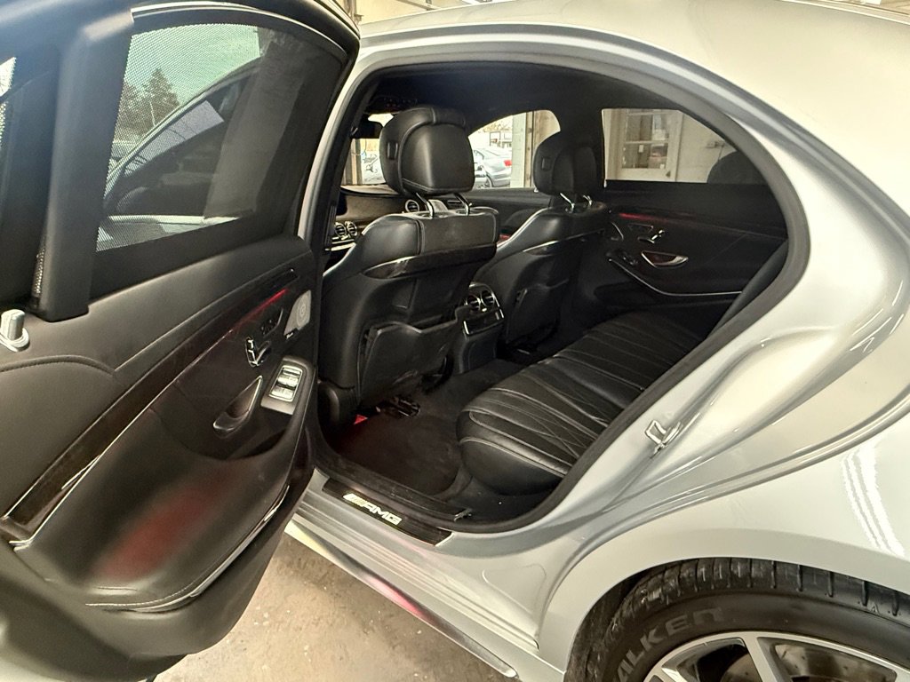 Used 2015 Mercedes-Benz S 63 AMG 4MATIC Sedan image 19