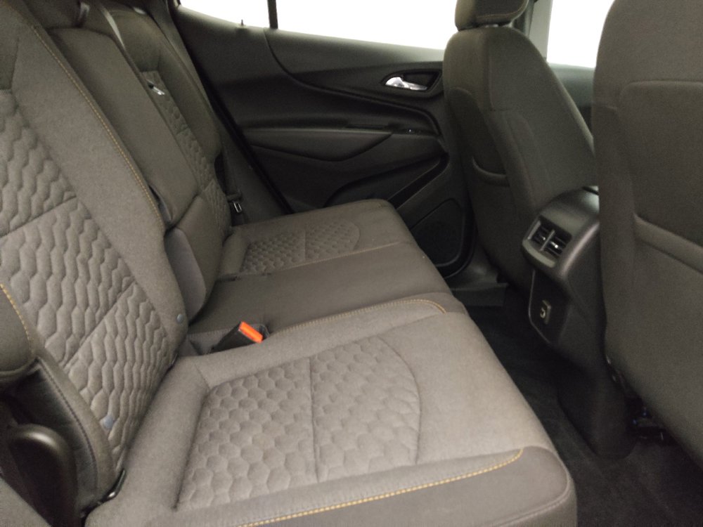 Used 2020 Chevrolet Equinox LT image 19