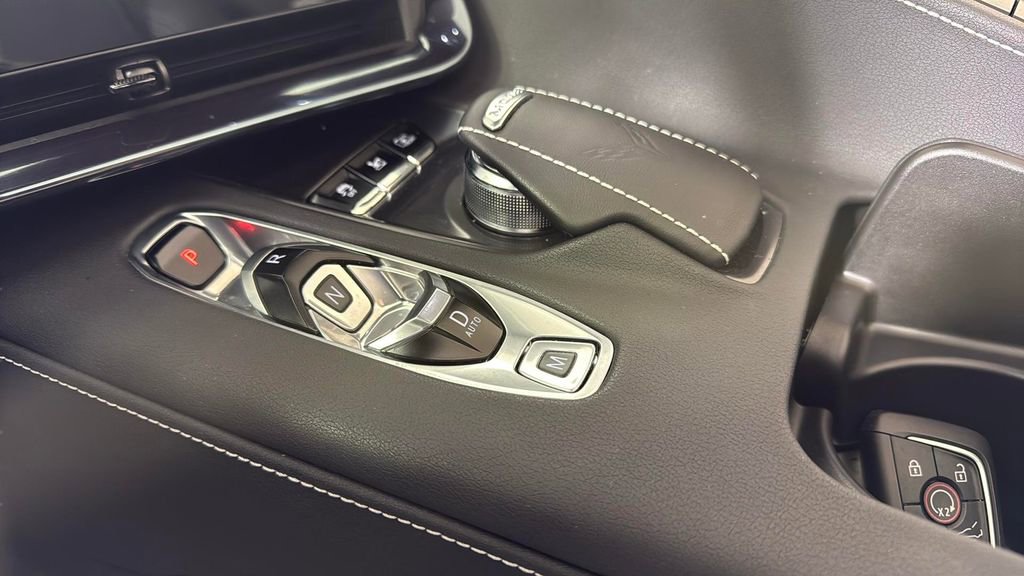 Used 2025 Chevrolet Corvette E-Ray w/ Stealth Interior Trim Package AWD/4WD image 26