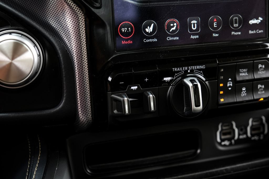 Used 2021 RAM 1500 Limited AWD/4WD image 29