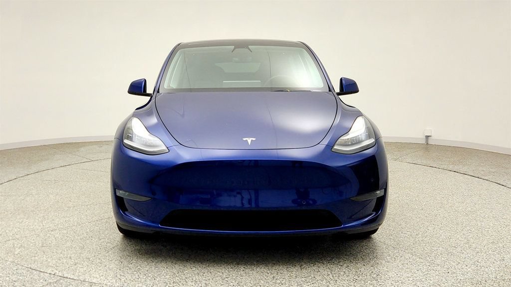 Used 2022 Tesla Model Y Long Range AWD/4WD image 2