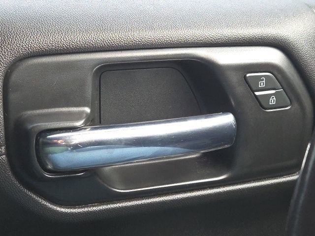 Used 2020 Chevrolet Silverado 1500 LT Trail Boss image 18