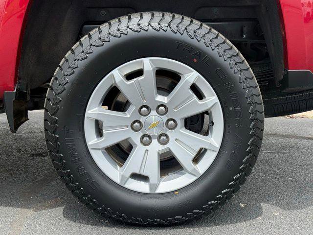 Used 2018 Chevrolet Colorado LT w/ LT Convenience Package AWD/4WD image 16