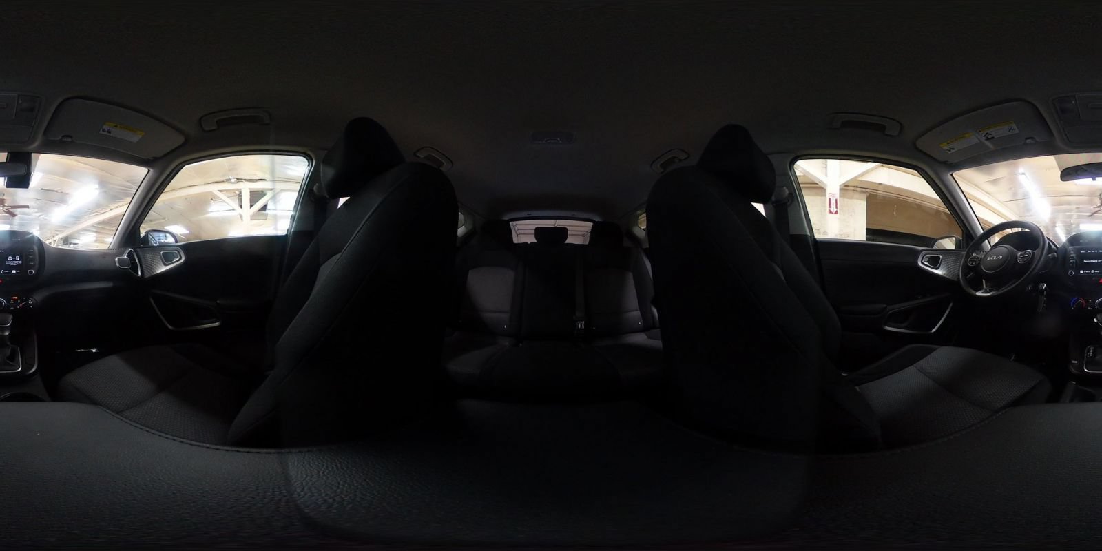 Used 2025 Kia Soul LX w/ LX Technology Package FWD image 39