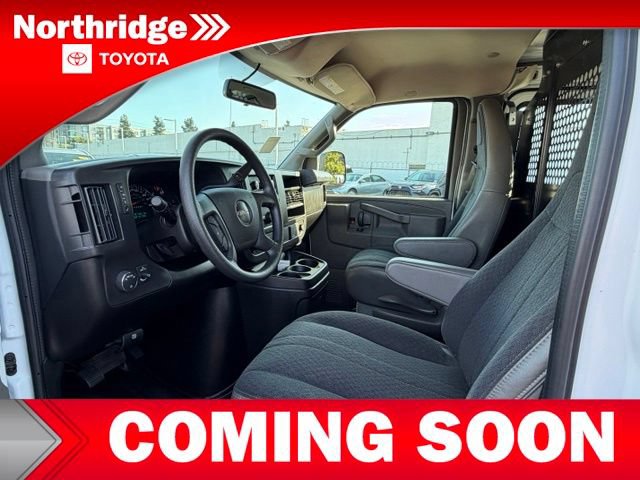 Used 2025 GMC Savana 2500 w/ Driver Convenience Package RWD image 5