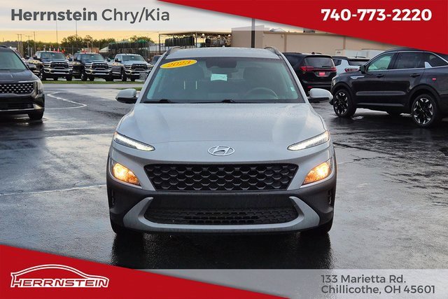 Used 2023 Hyundai Kona SEL image 2