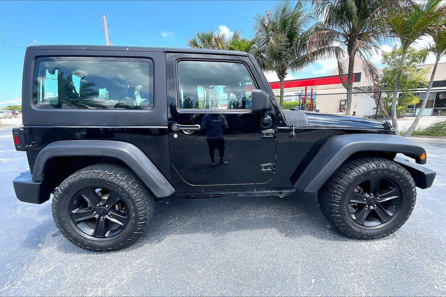 Used 2012 Jeep Wrangler Sport AWD/4WD image 30