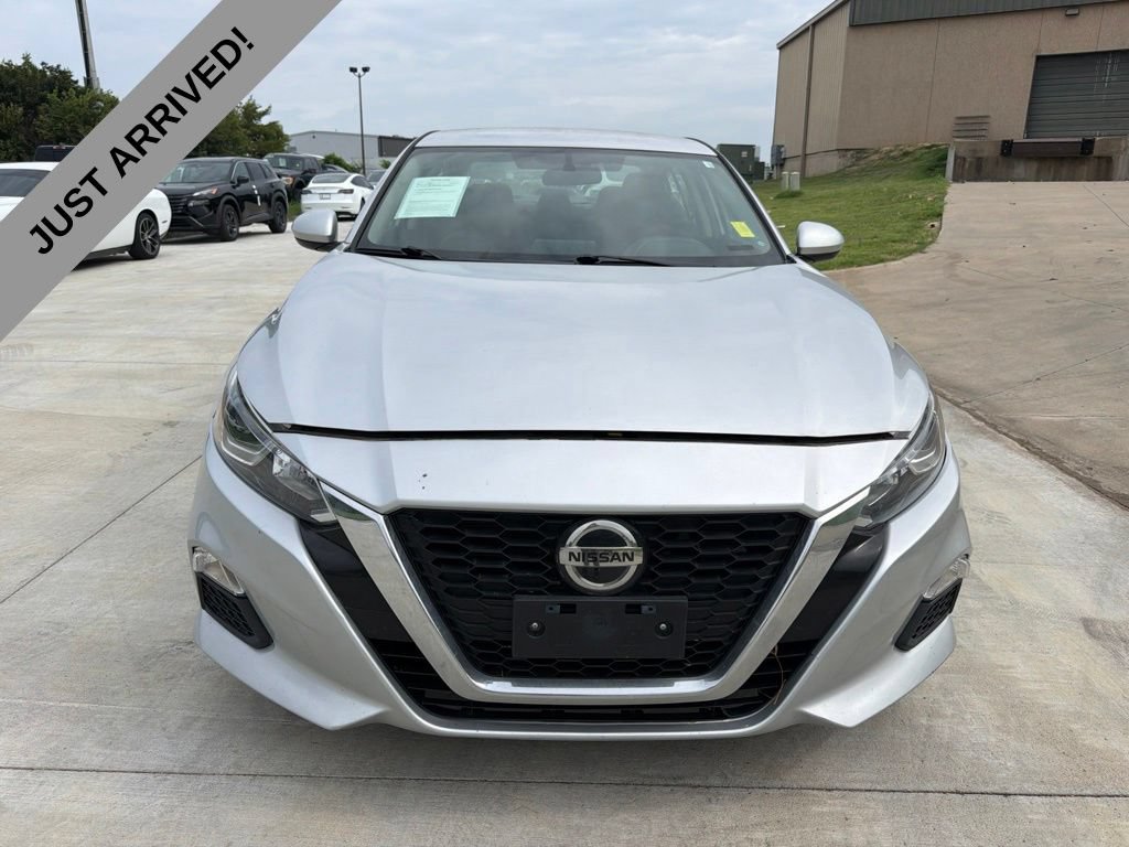 Certified 2019 Nissan Altima 2.5 S FWD image 2