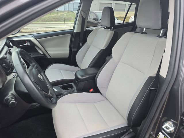 Used 2017 Toyota RAV4 XLE image 15