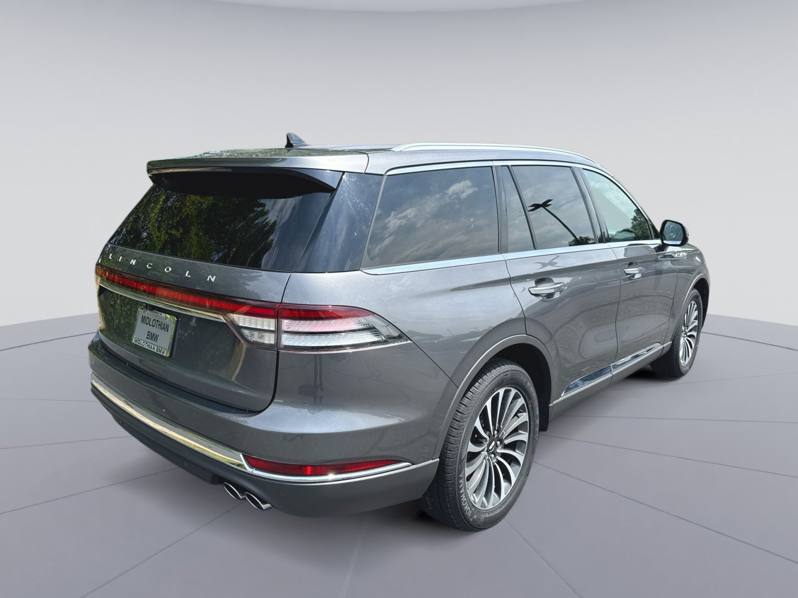 Used 2023 Lincoln Aviator AWD w/ Premium Package image 29