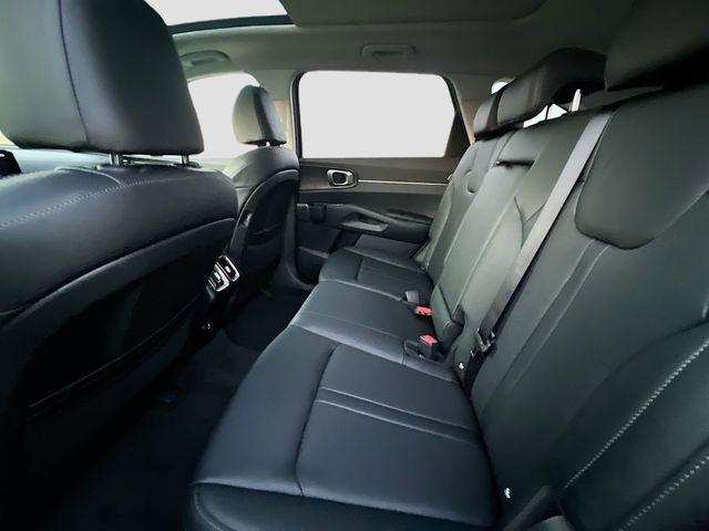 New 2026 Kia Sorento S w/ S Panoramic Sunroof Package FWD image 24
