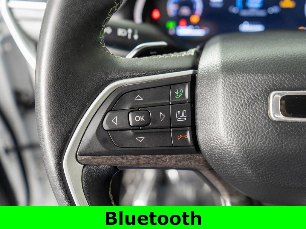 Used 2023 Jeep Grand Cherokee Limited image 15