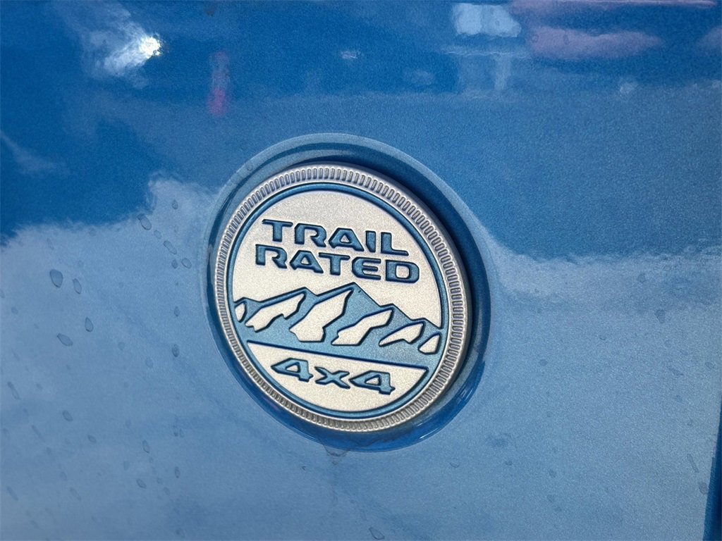 Used 2023 Jeep Wrangler Unlimited Sahara w/ Cold Weather Group image 18