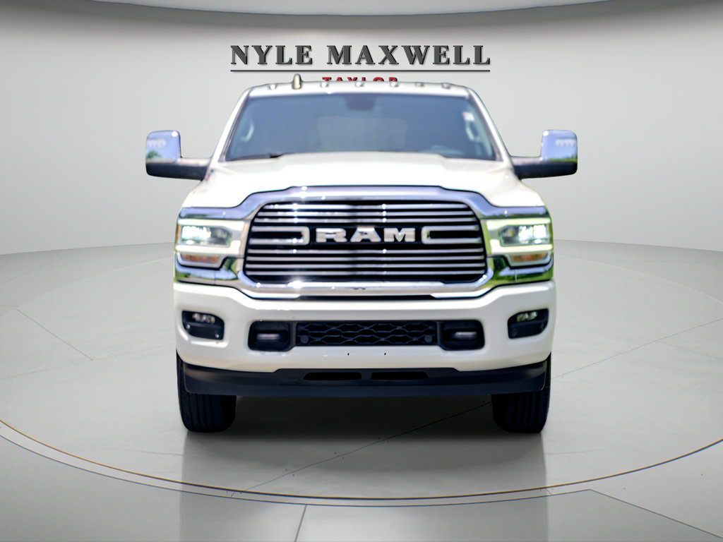 Used 2024 RAM 3500 Laramie AWD/4WD image 4