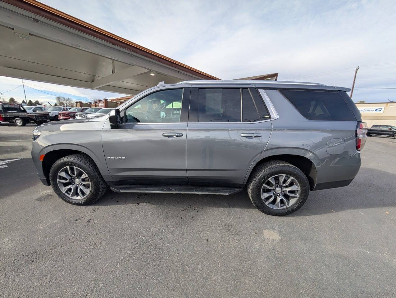 Used 2021 Chevrolet Tahoe LT w/ Rear Media and Nav Package AWD/4WD image 4
