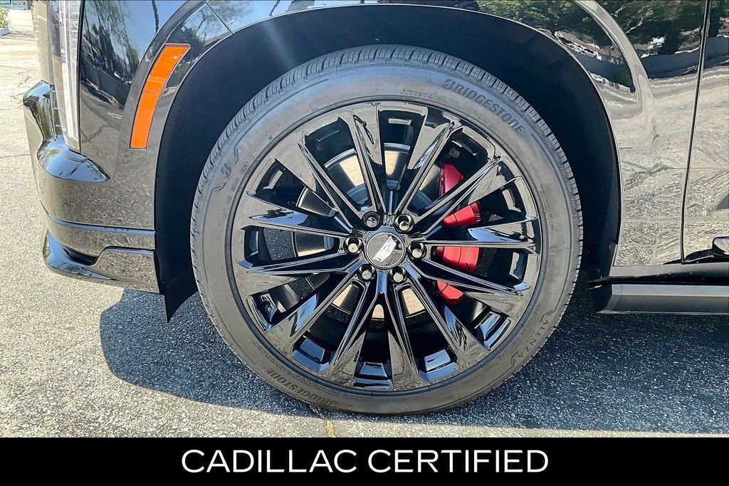 Used 2026 Cadillac Escalade ESV V AWD/4WD image 12