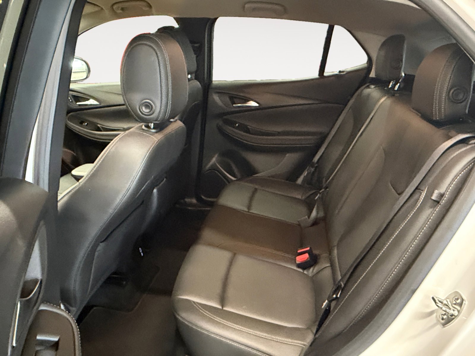 Used 2024 Buick Encore GX Sport Touring FWD image 24