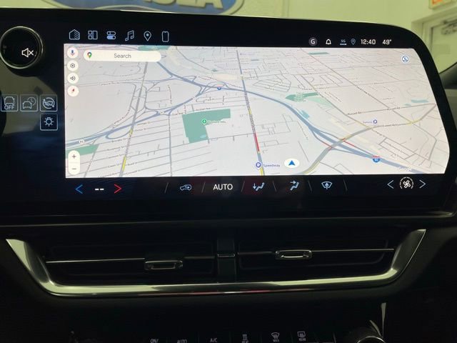 New 2026 Chevrolet Equinox EV LT image 4