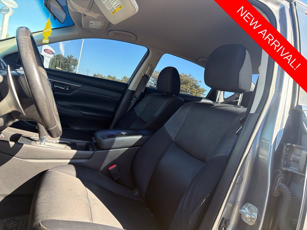 Used 2018 Nissan Altima 2.5 SR FWD image 8