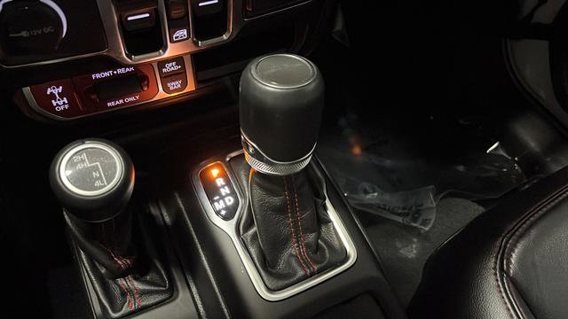 Used 2022 Jeep Gladiator Rubicon AWD/4WD image 18