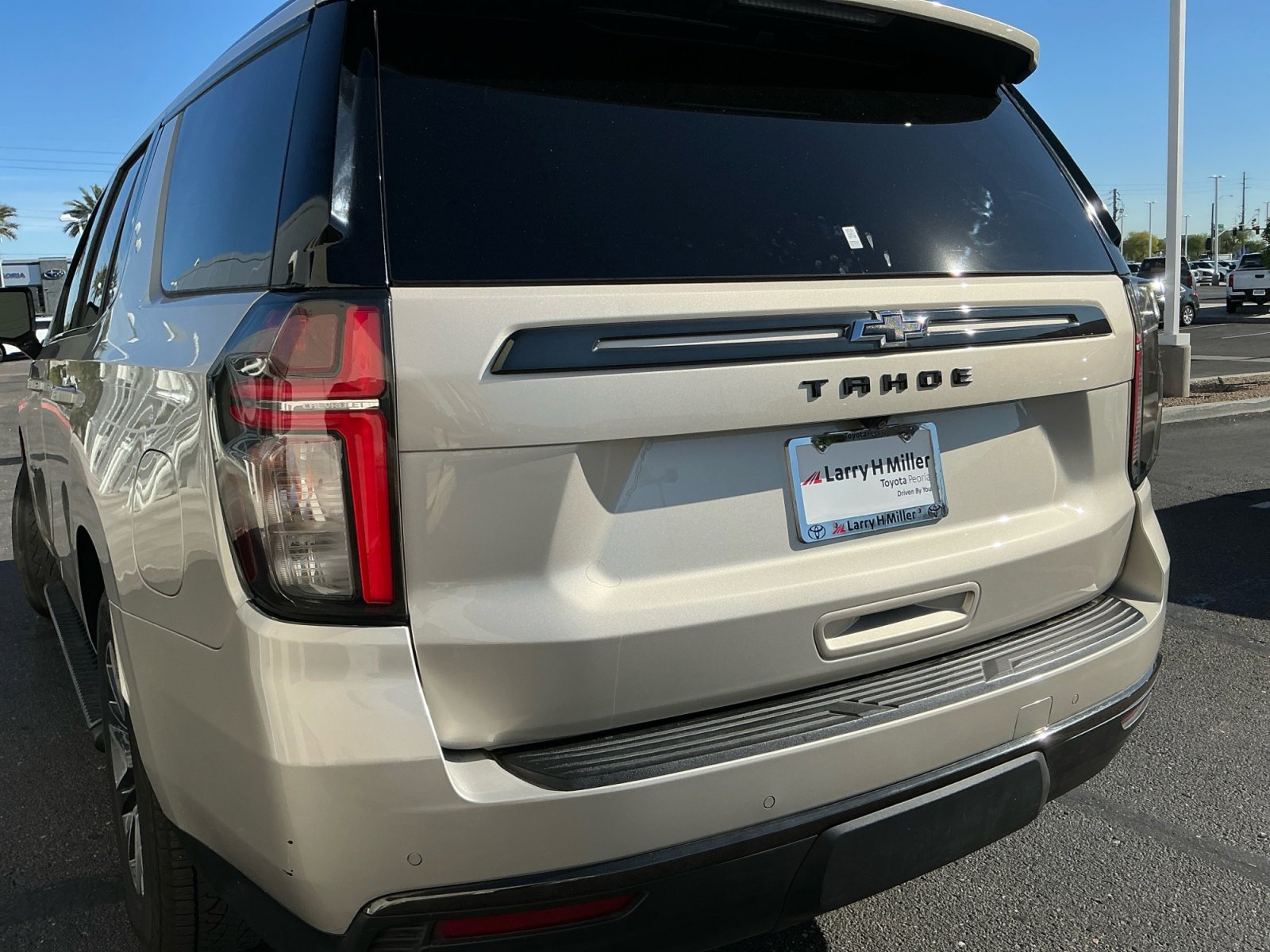 Used 2021 Chevrolet Tahoe Z71 w/ Z71 Off-Road Package image 24