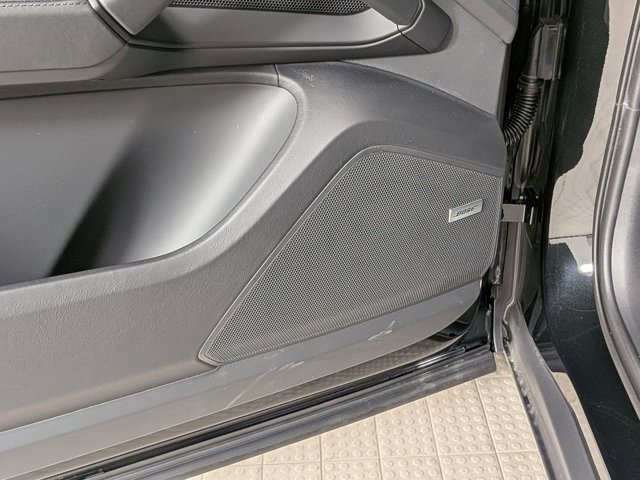 New 2026 Porsche Cayenne image 14