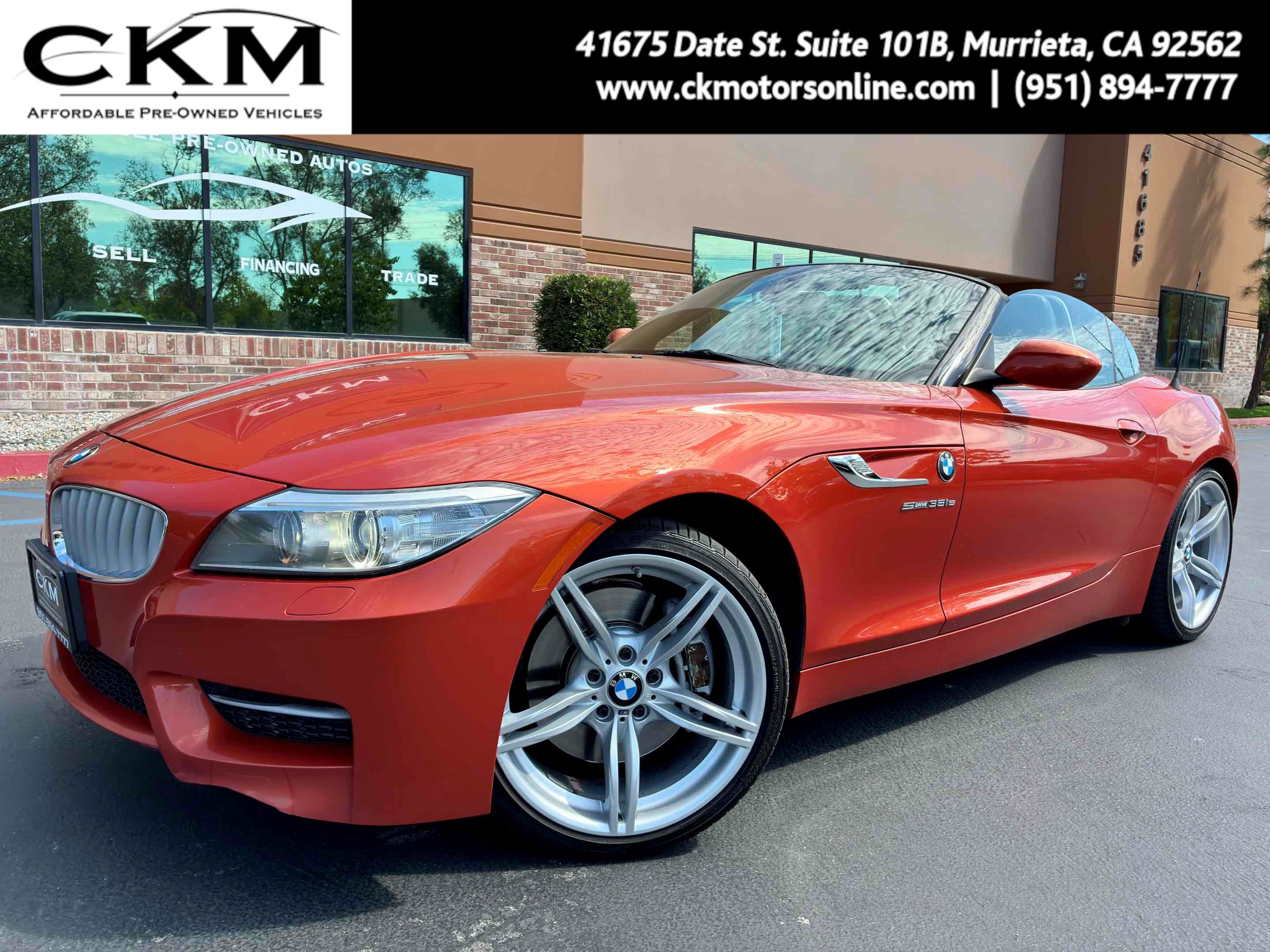 Used 2014 BMW Z4 sDrive35is RWD image 1