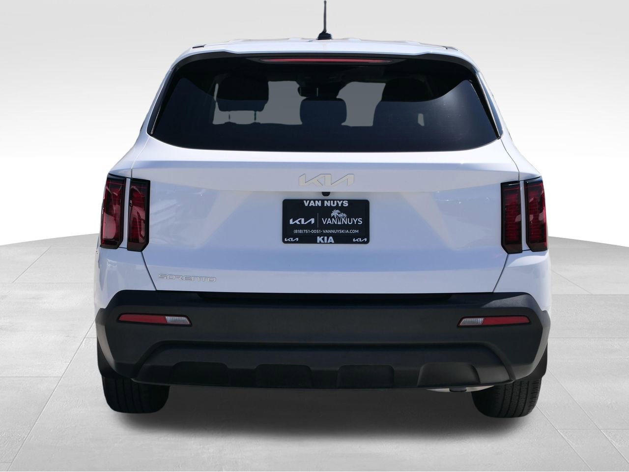 Used 2023 Kia Sorento LX FWD image 5