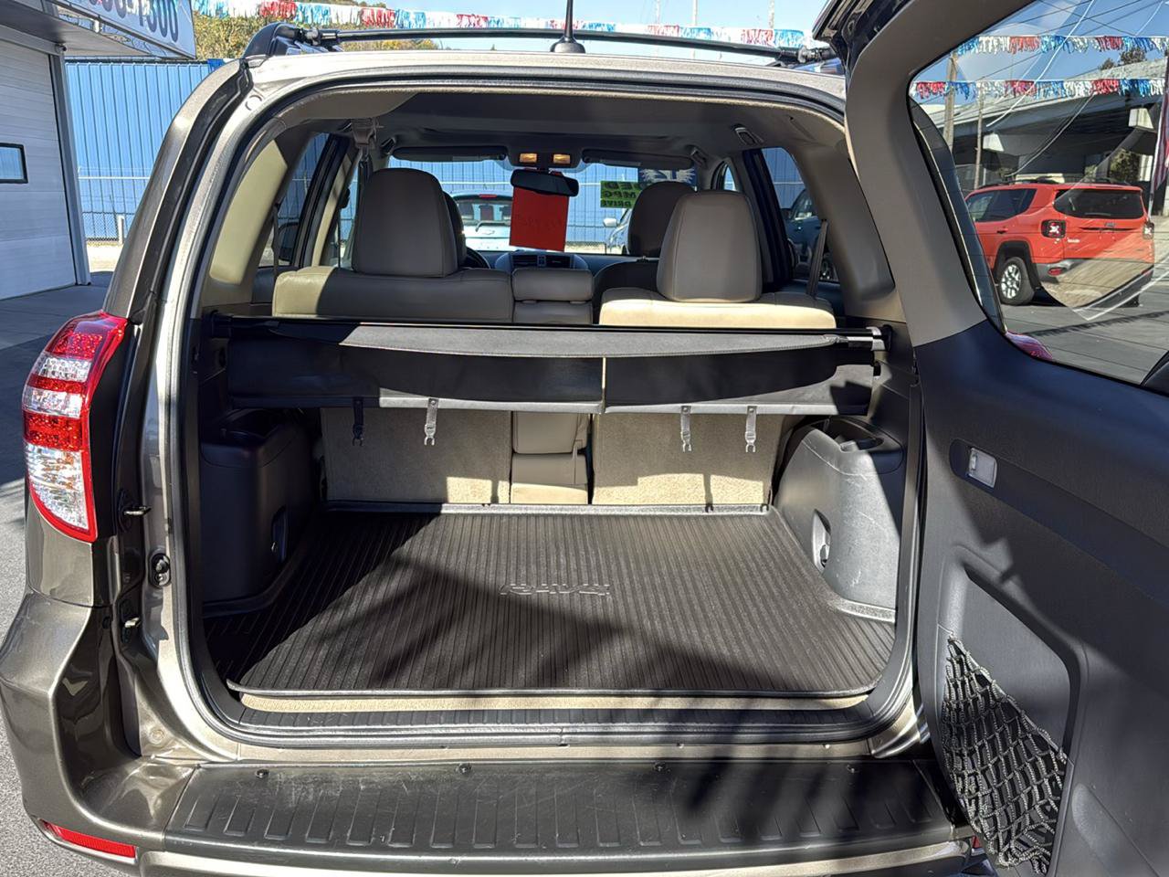 Used 2012 Toyota RAV4 Limited w/ Premium Plus Value Pkg AWD/4WD image 5