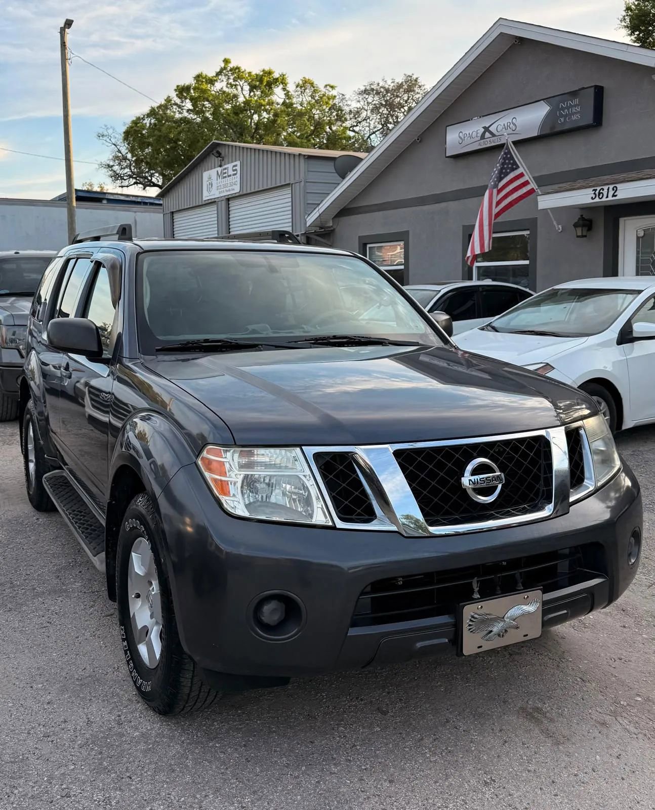 Used 2012 Nissan Pathfinder S w/ Protection Pkg image 3