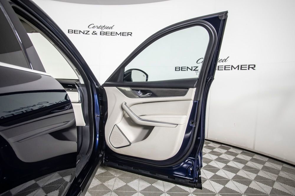 Used 2021 Jaguar F-PACE S image 20