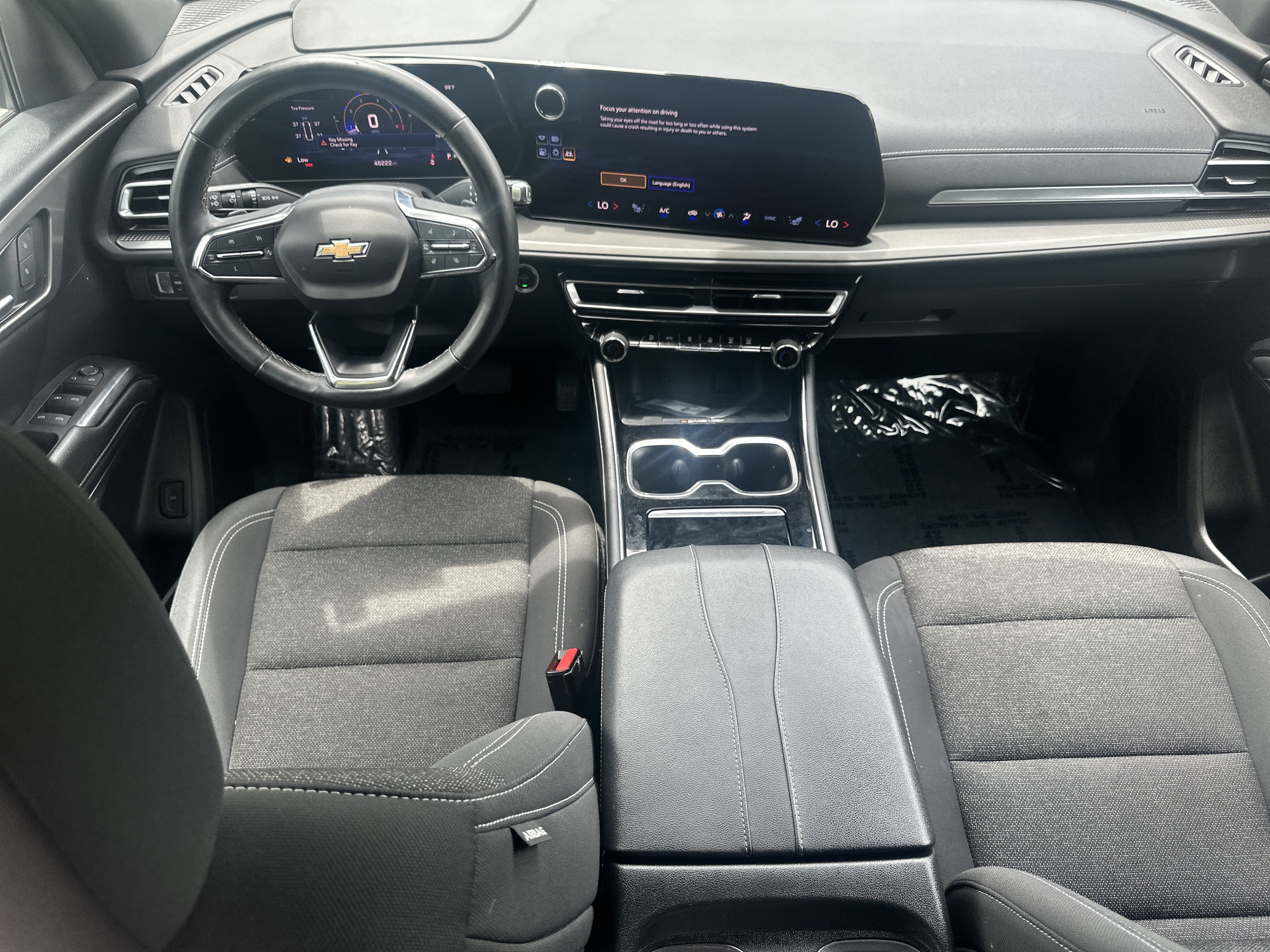 Used 2024 Chevrolet Traverse LT FWD image 23