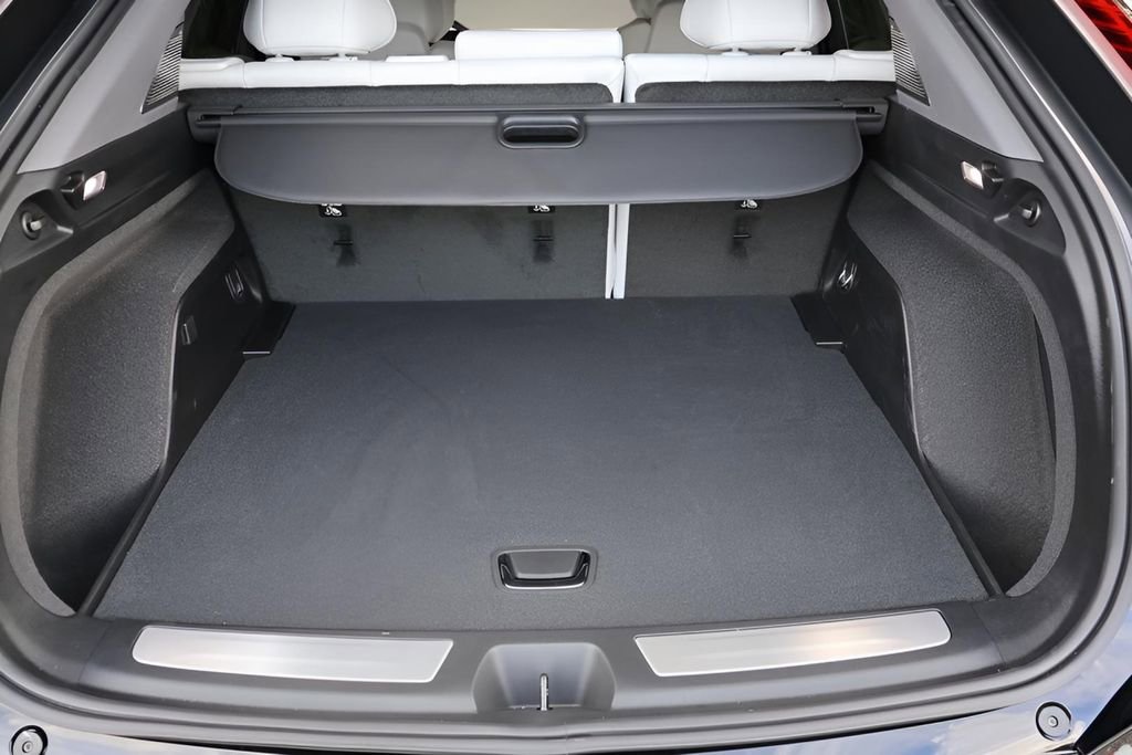 New 2026 Cadillac Optiq Sport 2 image 17