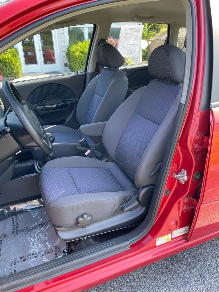 Used 2008 Chevrolet Aveo5 FWD image 14